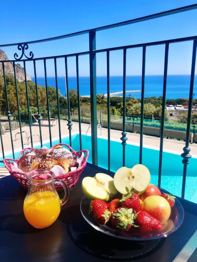 Villa Santa Barbara 체팔루 외부 사진