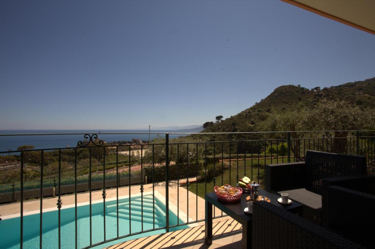 Villa Santa Barbara 체팔루 외부 사진
