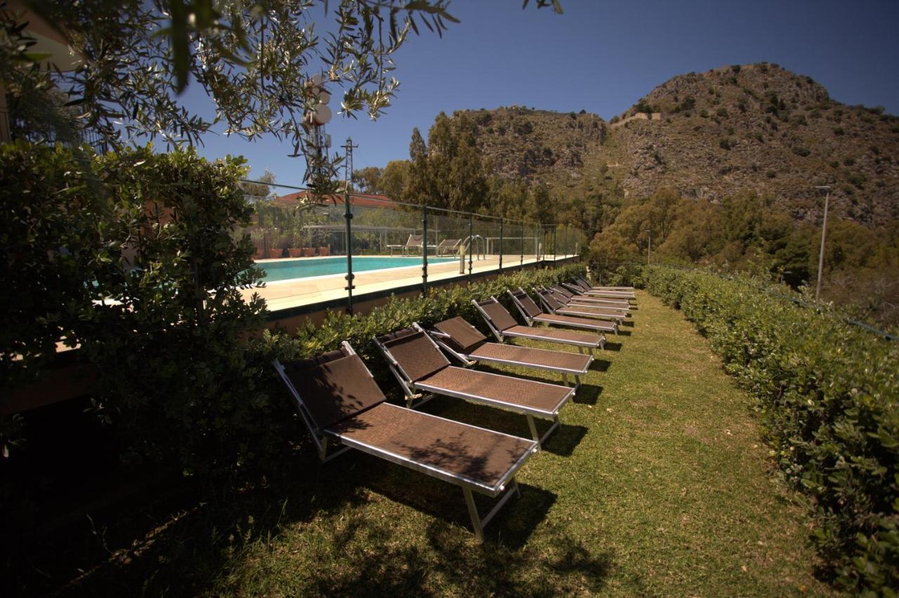Villa Santa Barbara 체팔루 외부 사진
