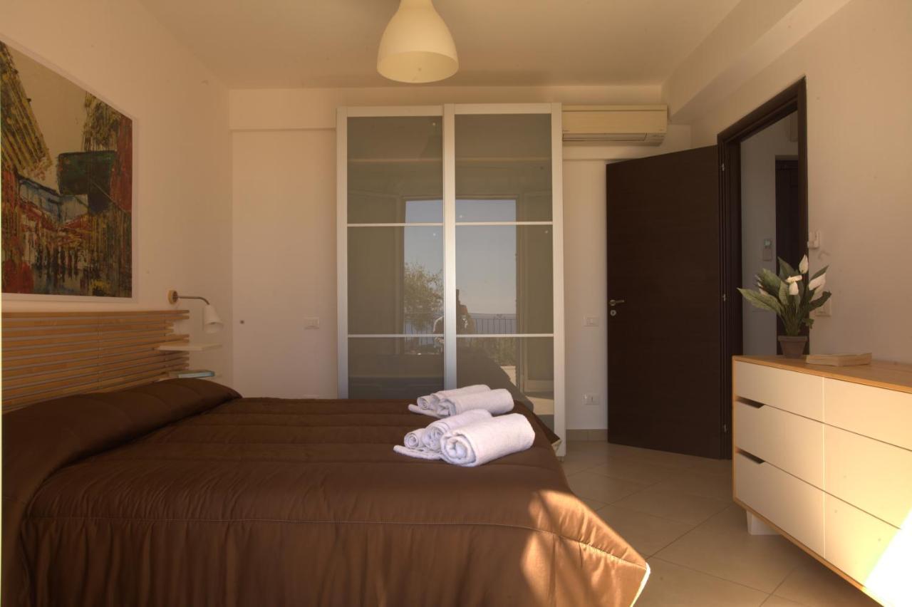 Villa Santa Barbara 체팔루 외부 사진