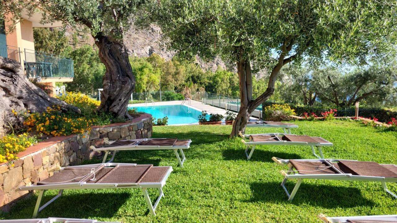 Villa Santa Barbara 체팔루 외부 사진