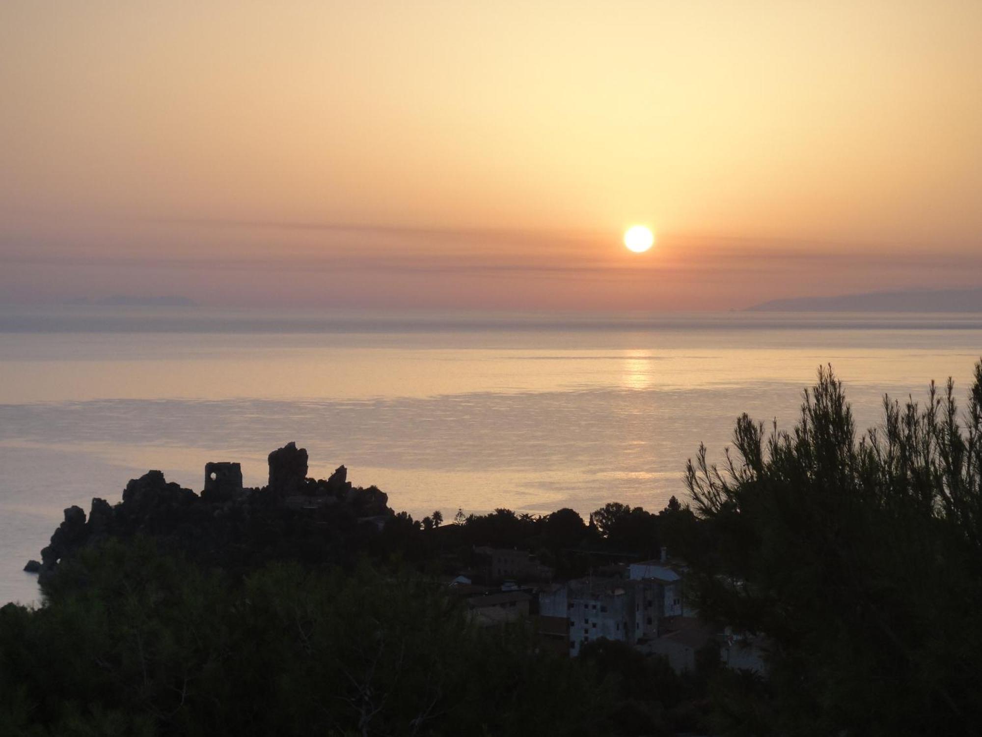 Villa Santa Barbara 체팔루 외부 사진